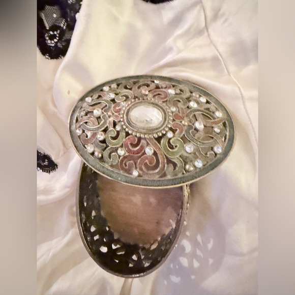 Elegant Silver and Gold Decorative Accent - Picture 6 of 9